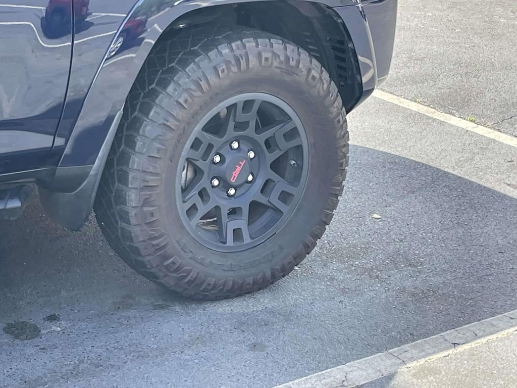 Used 2024 Toyota 4Runner SR5 image 25