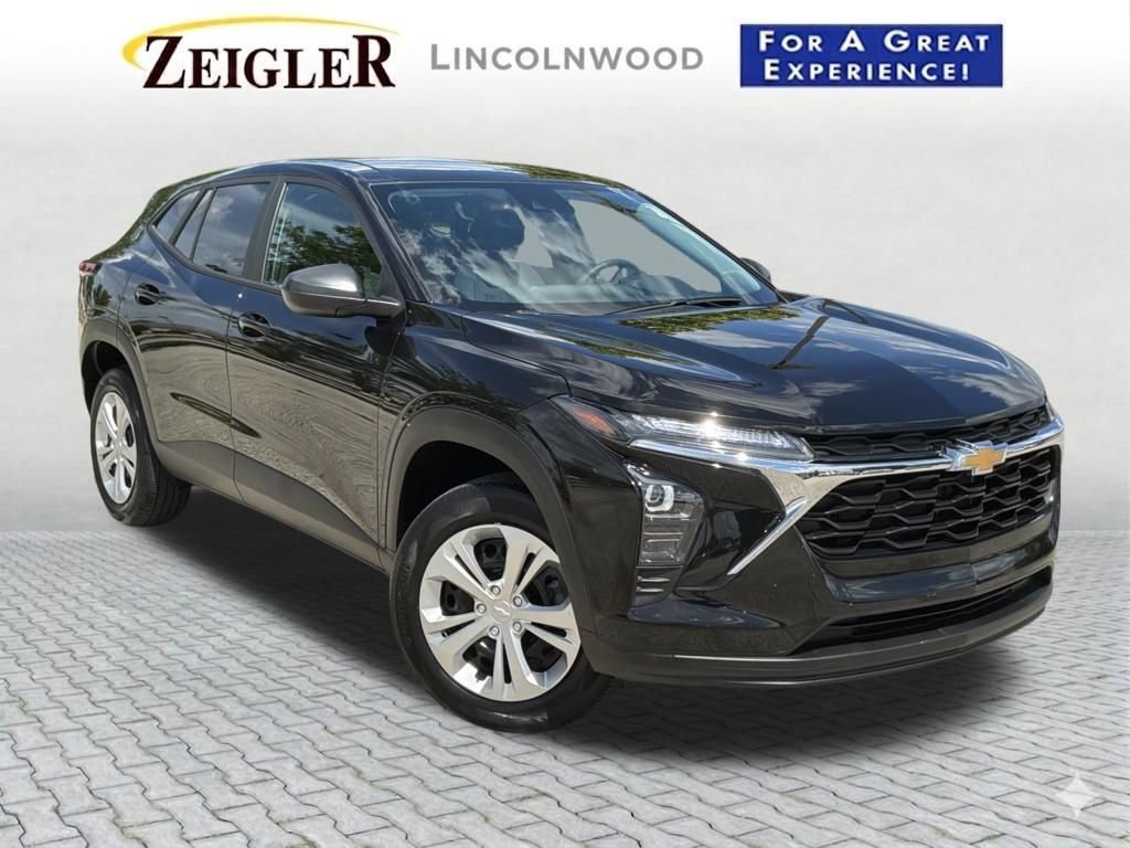 Used 2024 Chevrolet Trax LS w/ Driver Confidence Package