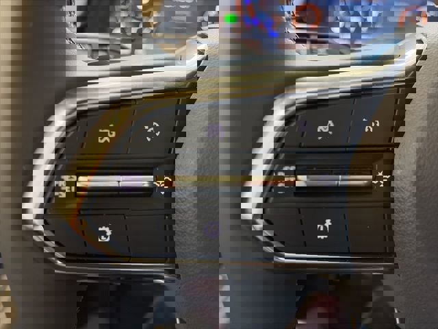 New 2026 Chevrolet Suburban Premier image 18