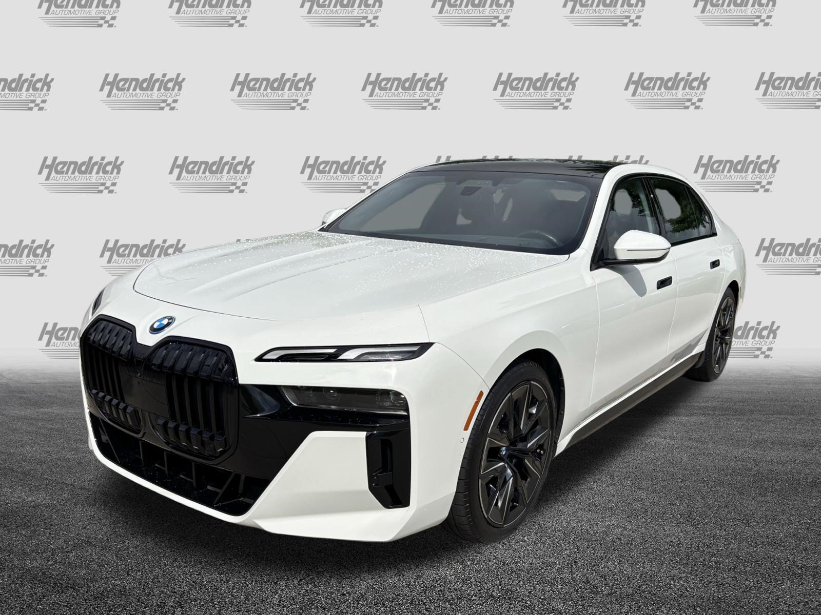 Certified 2024 BMW i7 xDrive60 AWD/4WD image 5