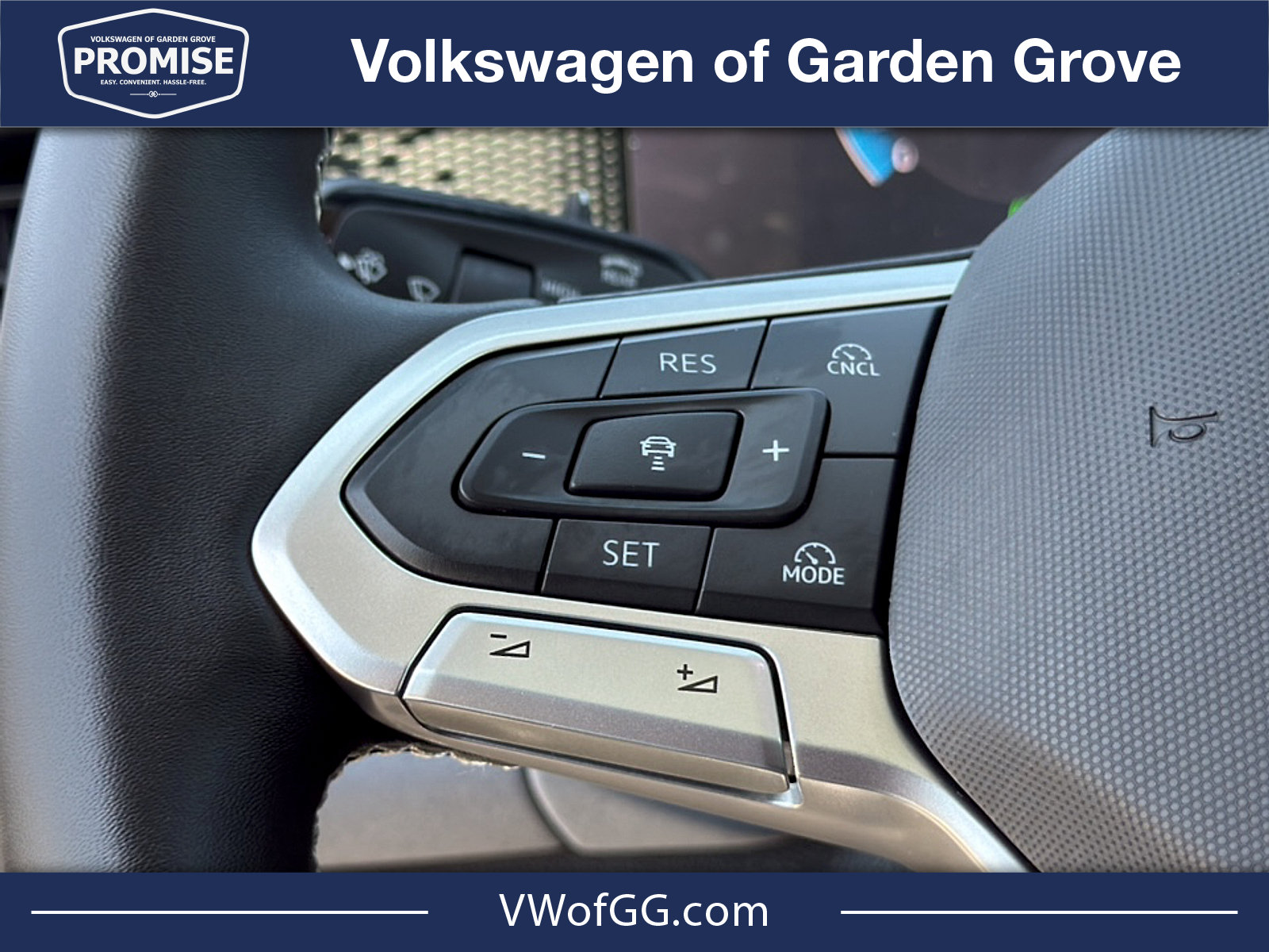 New 2026 Volkswagen Tiguan SE FWD image 19