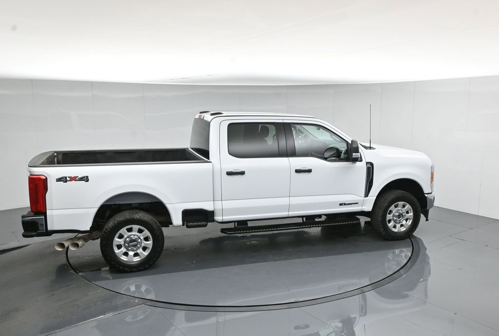 Used 2023 Ford F250 XLT w/ F-250 >10K GVWR Package image 45
