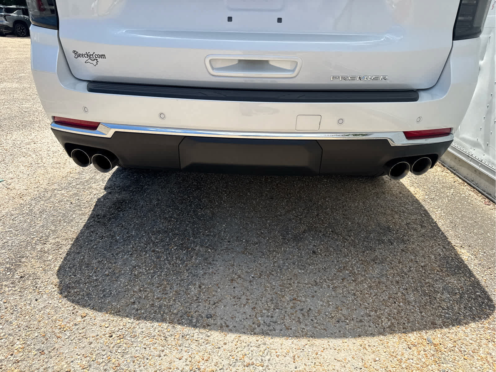New 2025 Chevrolet Suburban Premier RWD image 22