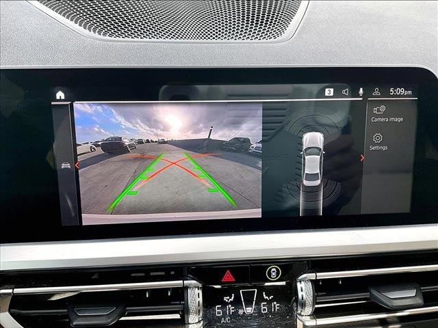 Used 2020 BMW 330i Sedan w/ Convenience Package image 23
