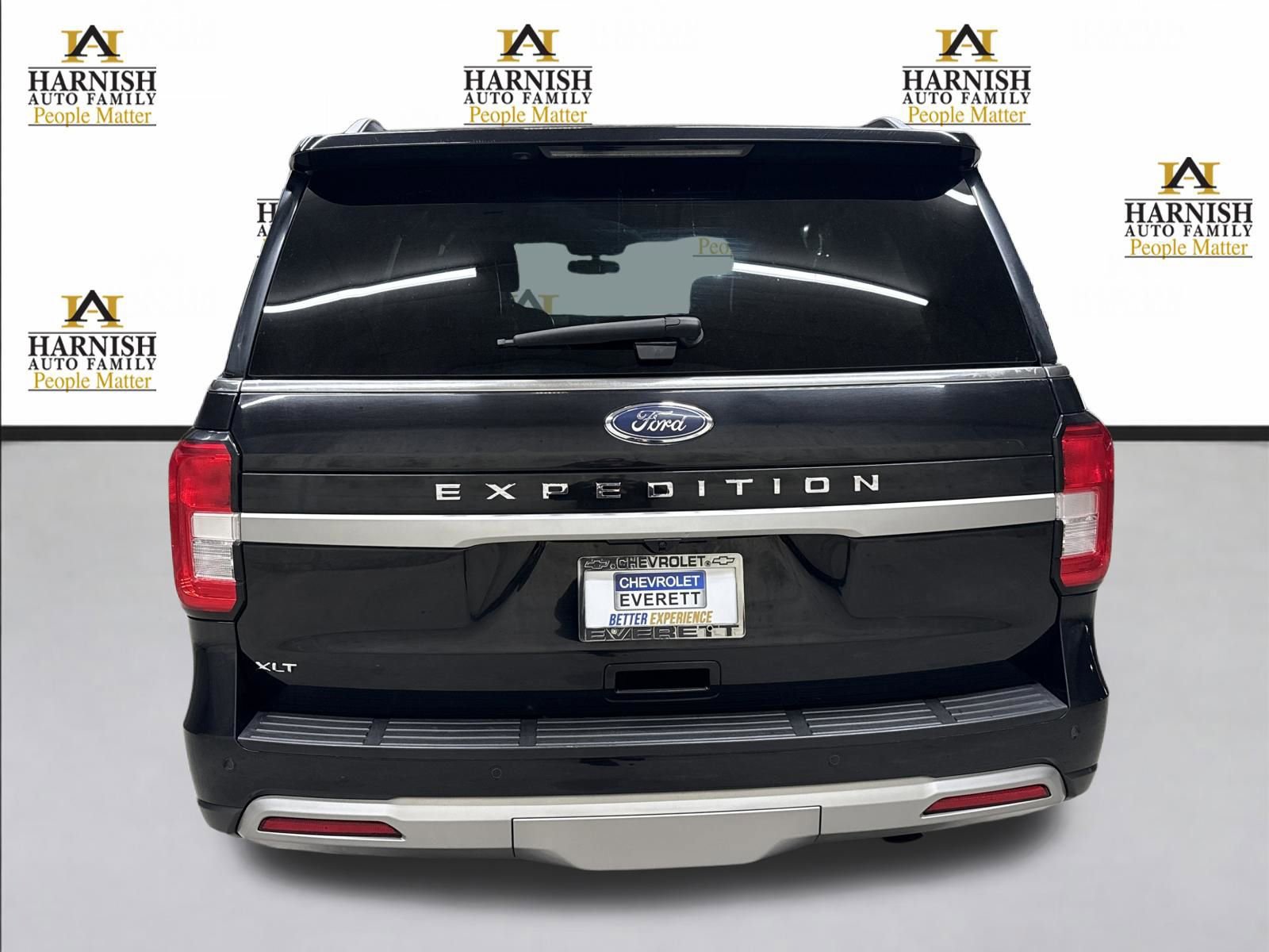 Used 2024 Ford Expedition XLT image 9