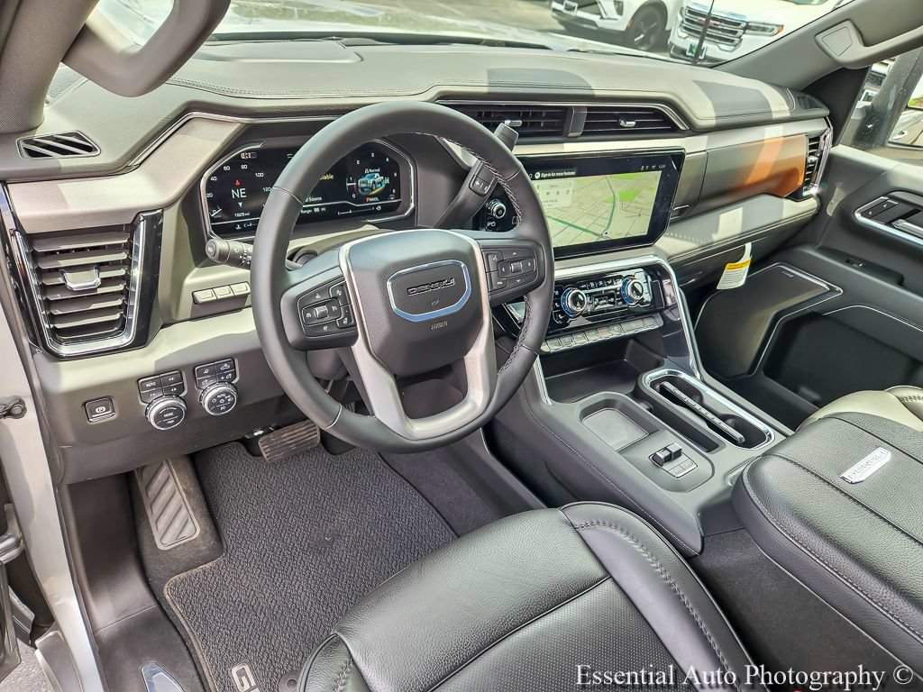 Used 2025 GMC Sierra 2500 Denali w/ Denali Reserve Package AWD/4WD image 8