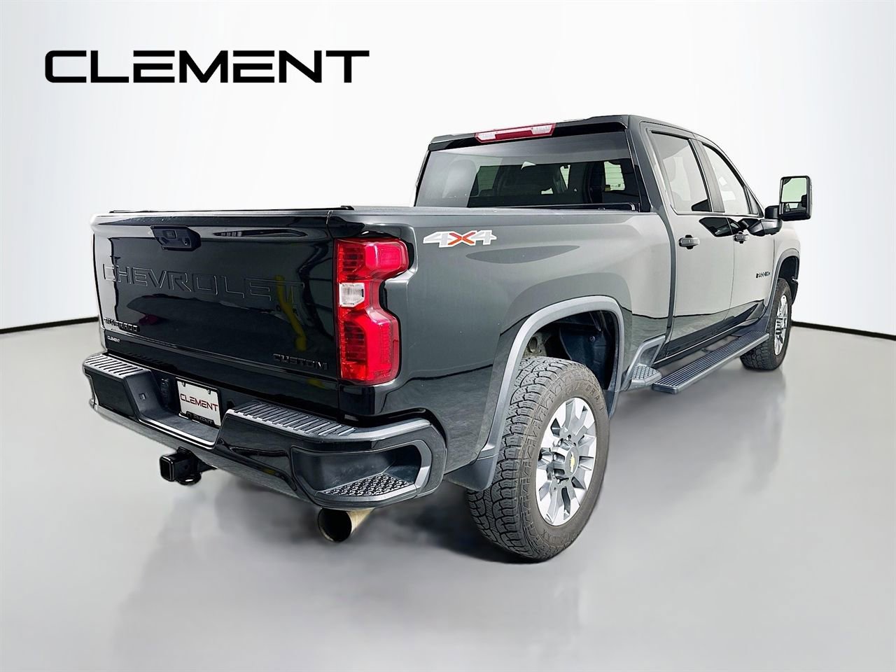 Used 2022 Chevrolet Silverado 2500 Custom w/ Custom Convenience Package AWD/4WD image 7