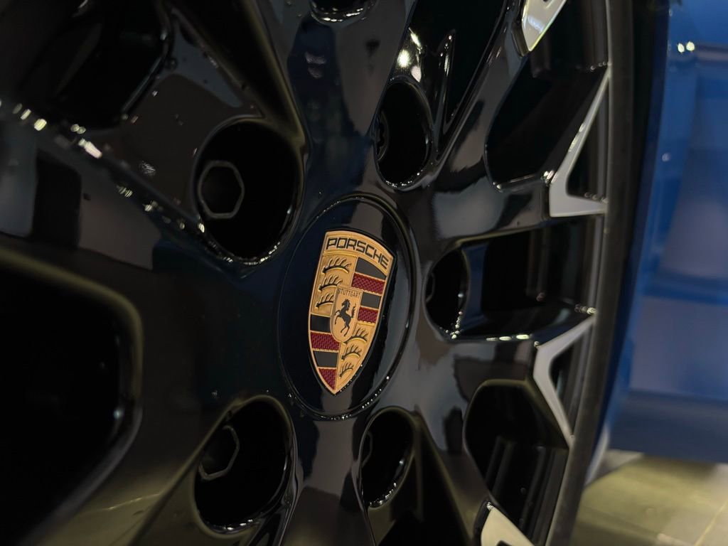 Used 2026 Porsche Panamera image 45