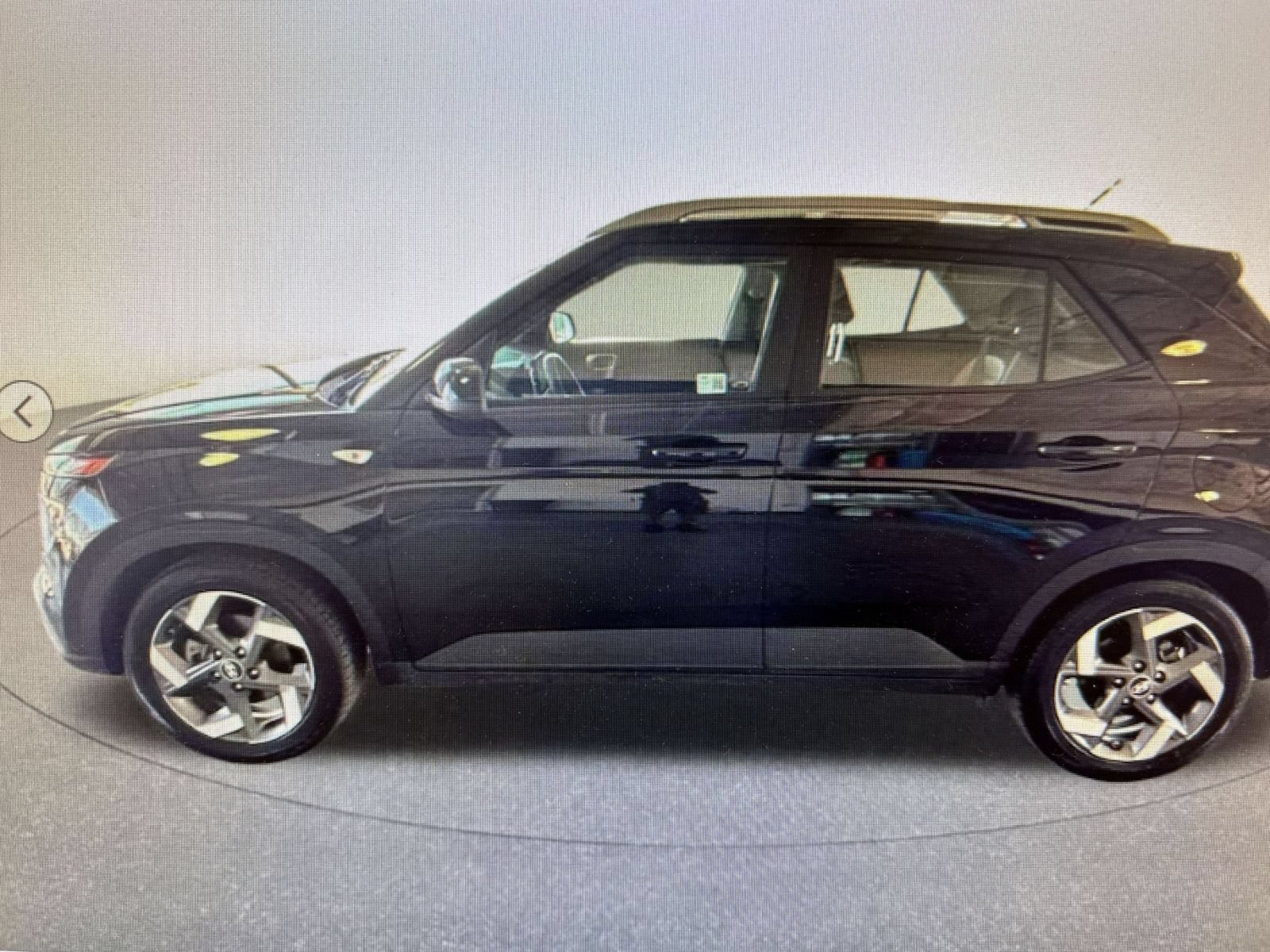 Used 2026 Hyundai Venue SEL FWD image 7