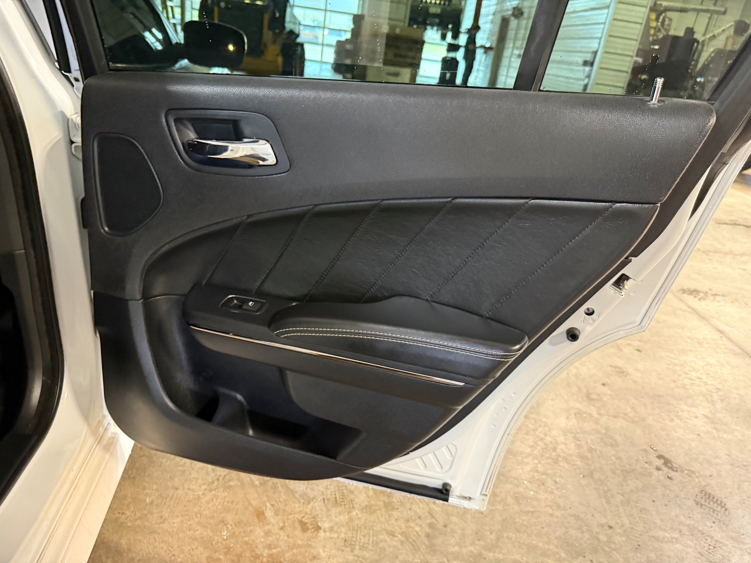 Used 2016 Dodge Charger SRT Hellcat w/ Harman/Kardon Audio Group RWD image 13