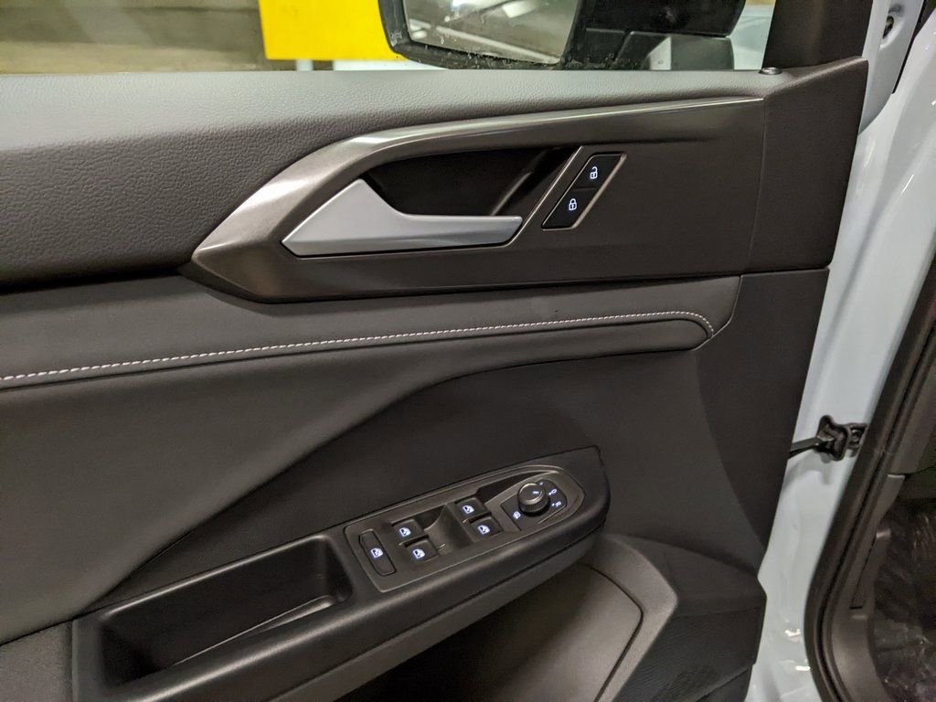 New 2026 Volkswagen Taos SE AWD/4WD image 10