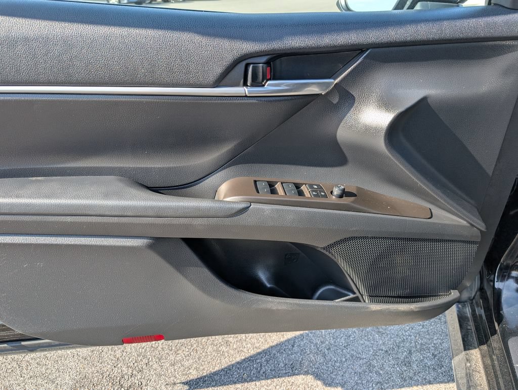 Used 2023 Toyota Camry LE FWD image 13