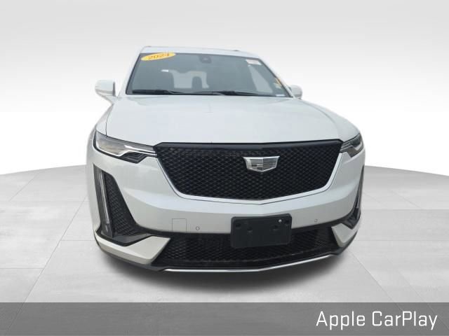 Used 2024 Cadillac XT6 Sport w/ Technology Package AWD/4WD image 3
