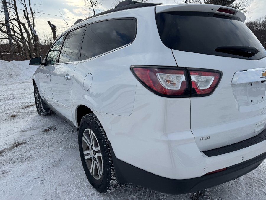 Used 2016 Chevrolet Traverse LT image 10