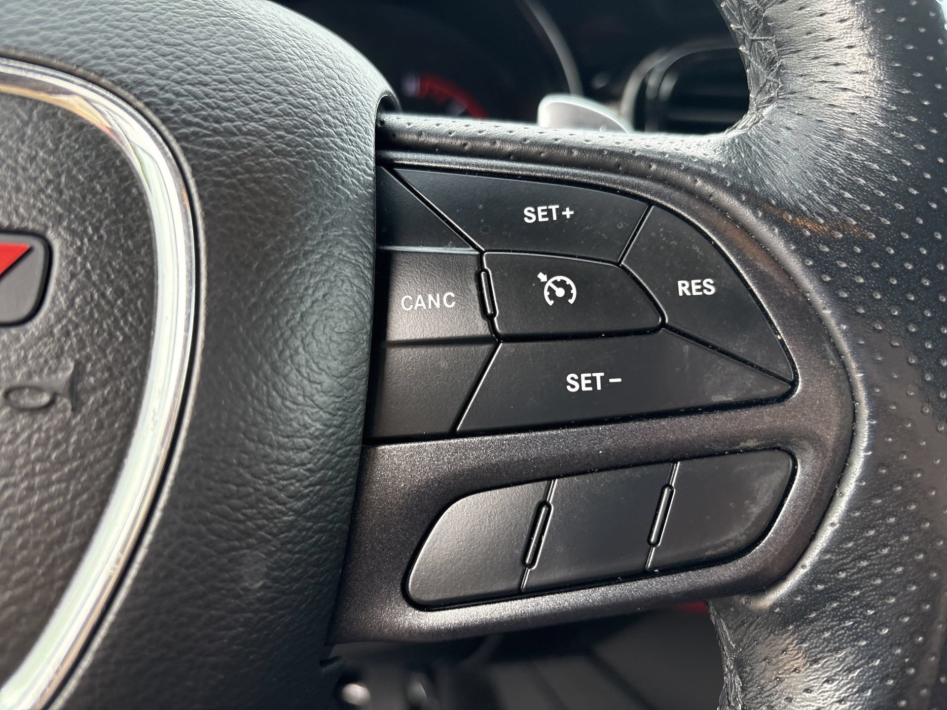 Used 2022 Dodge Durango R/T RWD image 25