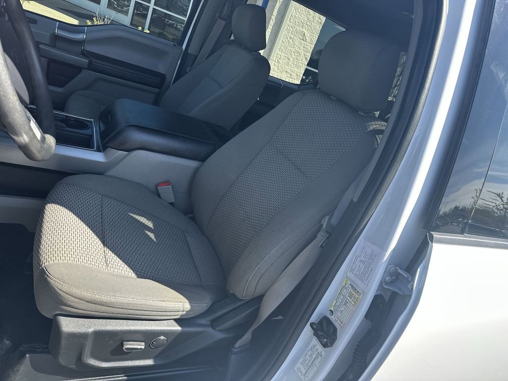 Used 2019 Ford F350 XLT w/ XLT Premium Package image 13