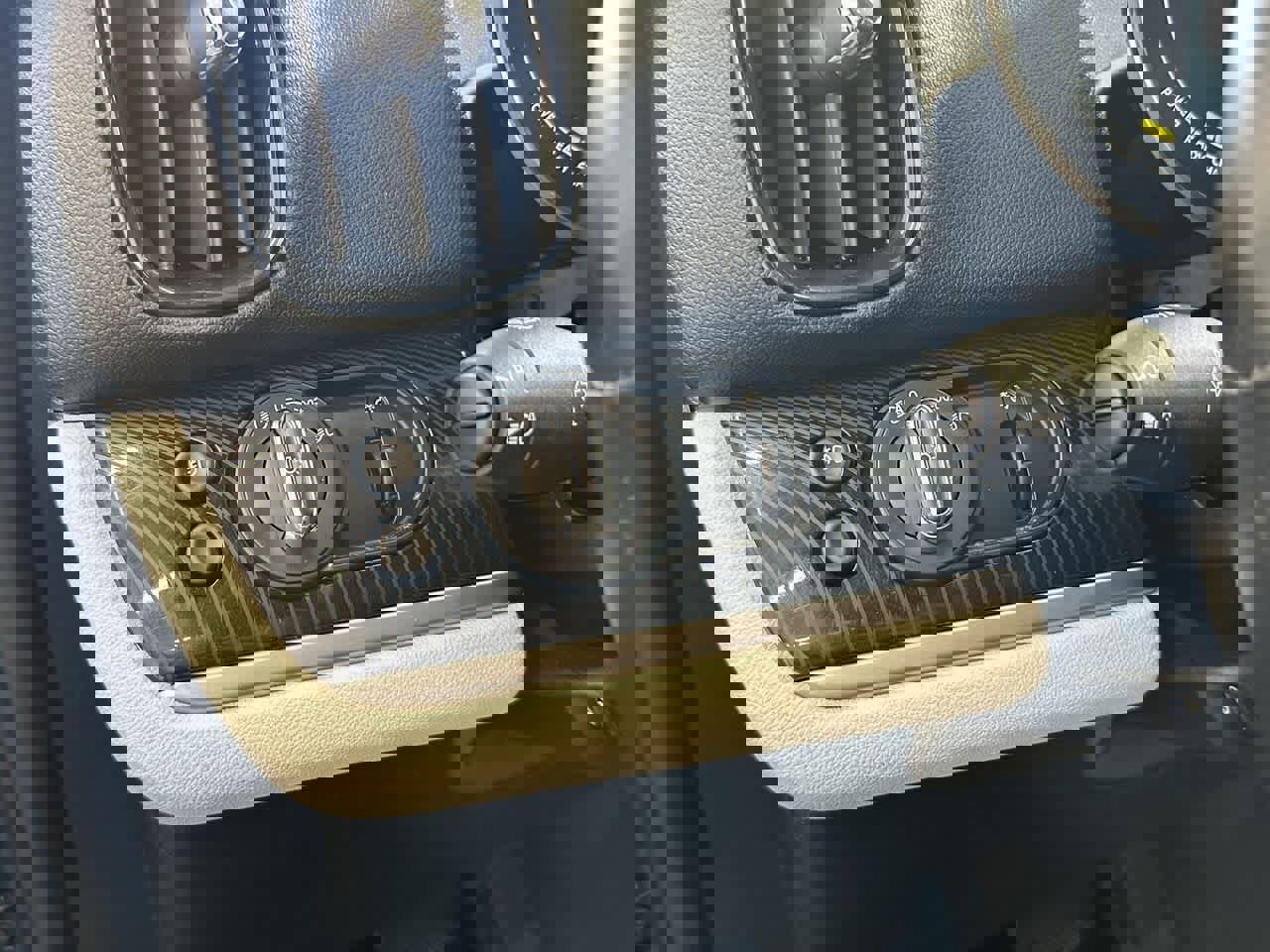 Used 2022 MINI Cooper Countryman SE w/ Convenience Package image 17