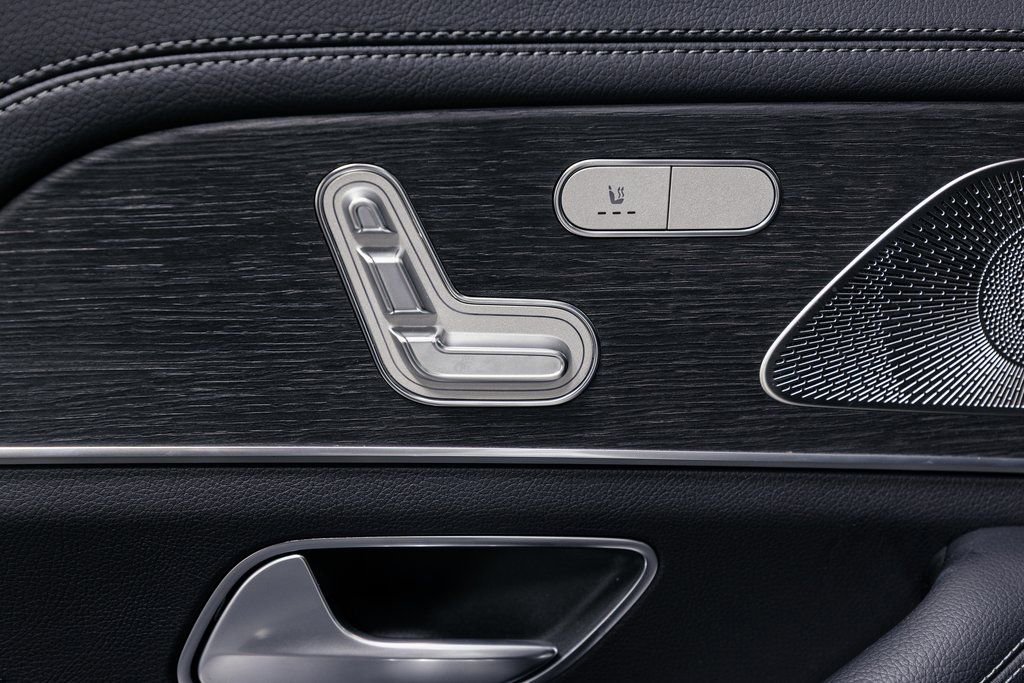 Certified 2026 Mercedes-Benz GLS 450 4MATIC image 28