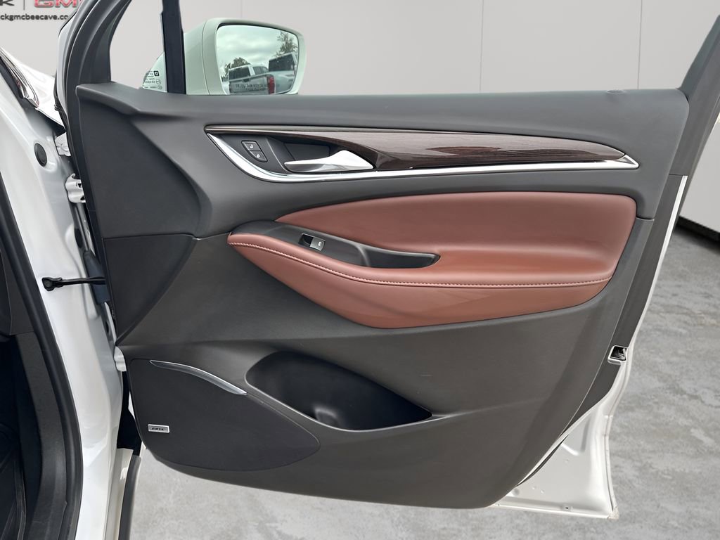 Used 2019 Buick Enclave Avenir w/ Avenir Technology Package image 13