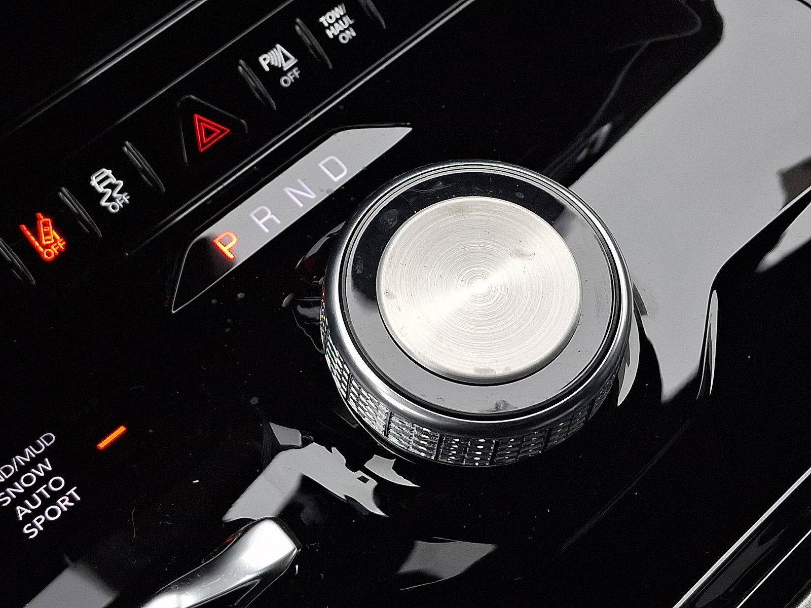 New 2026 Jeep Grand Wagoneer 4x4 image 10