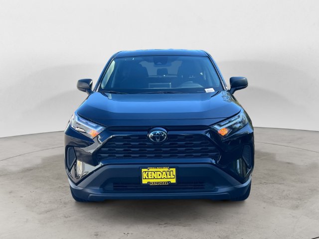 Used 2025 Toyota RAV4 LE AWD/4WD image 2