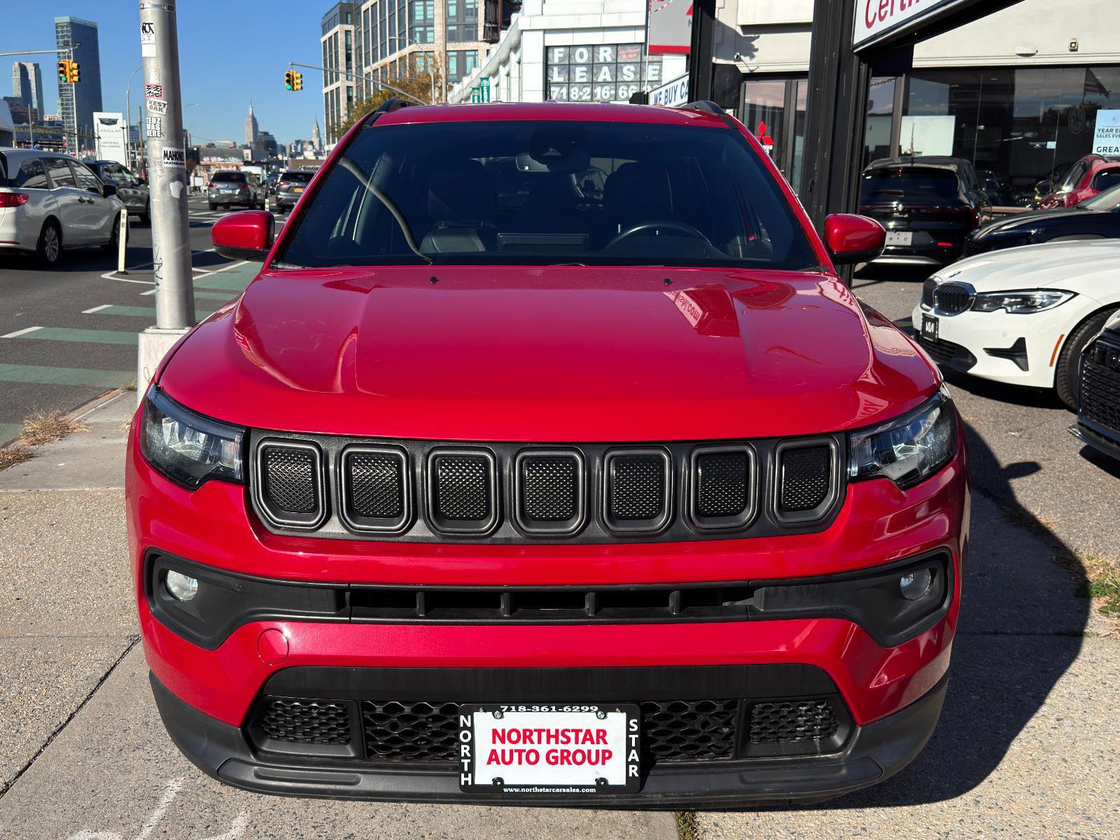 Used 2022 Jeep Compass Limited image 2