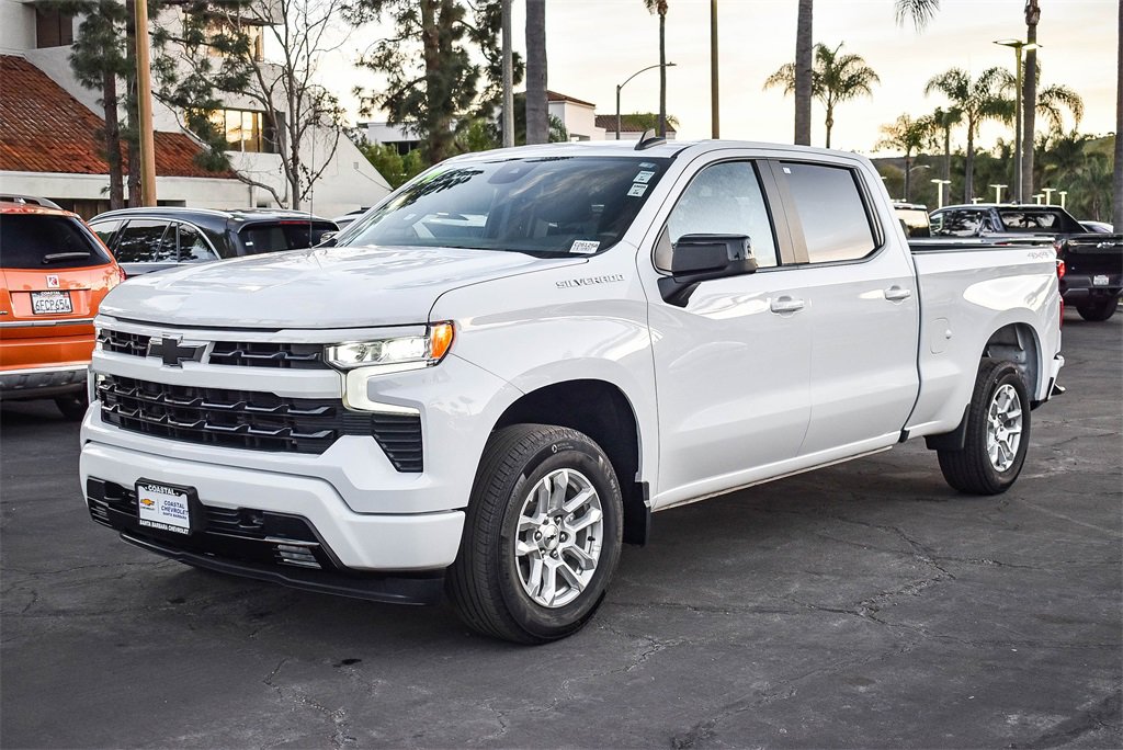 Used 2024 Chevrolet Silverado 1500 RST image 3