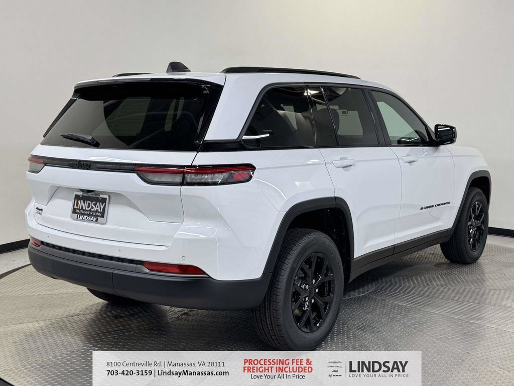 New 2026 Jeep Grand Cherokee Altitude AWD/4WD image 8
