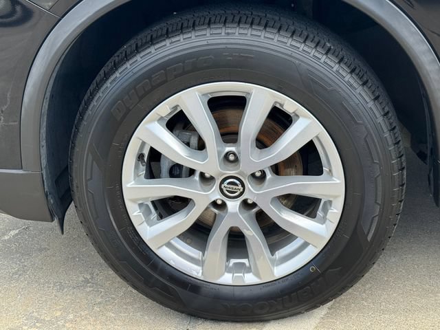 Used 2020 Nissan Rogue SV FWD image 5
