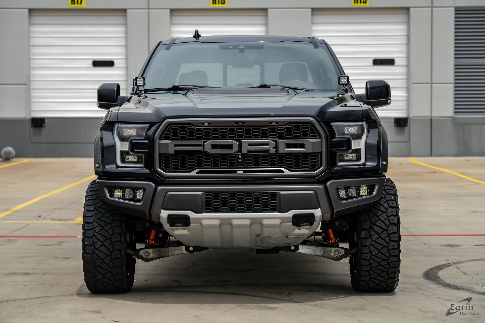 Used 2019 Ford F150 Raptor w/ Equipment Group 802A Luxury AWD/4WD image 28