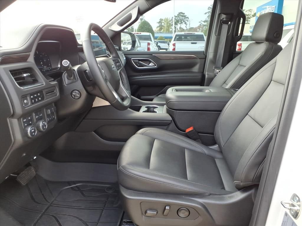 Used 2024 Chevrolet Suburban Z71 w/ Z71 Off-Road Package image 18