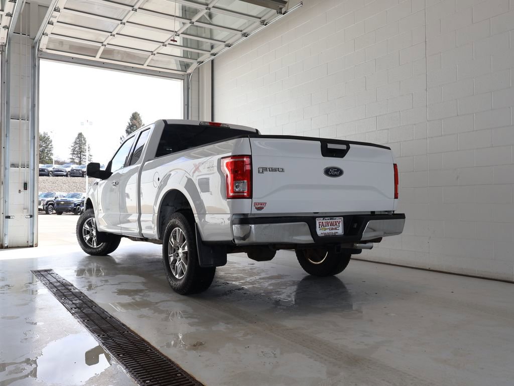 Used 2016 Ford F150 XLT w/ XTR Package image 32