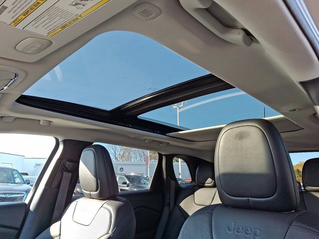 Certified 2021 Jeep Cherokee Limited image 17