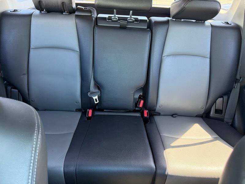 Used 2021 Toyota 4Runner SR5 Premium w/ Moonroof Package RWD image 59