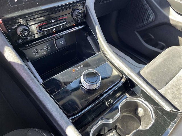 Certified 2023 Jeep Grand Cherokee L Laredo image 23