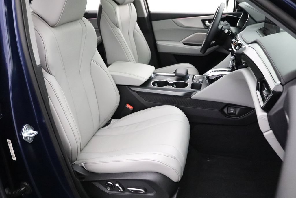 Certified 2024 Acura MDX SH-AWD w/ Technology Package image 16