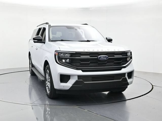 Certified 2025 Ford Expedition Max Active AWD/4WD image 5