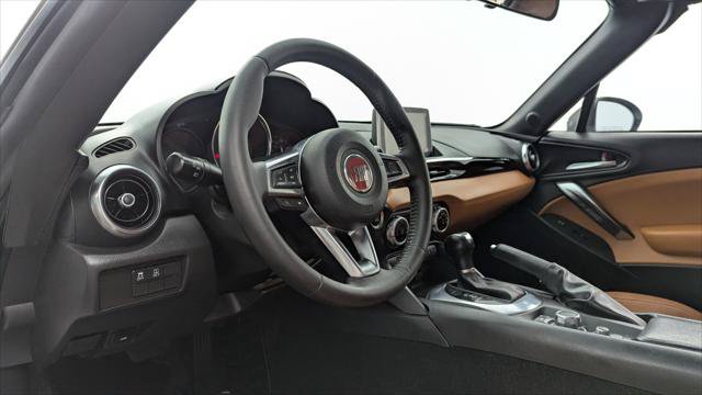 Used 2020 FIAT 124 Spider Lusso RWD image 18
