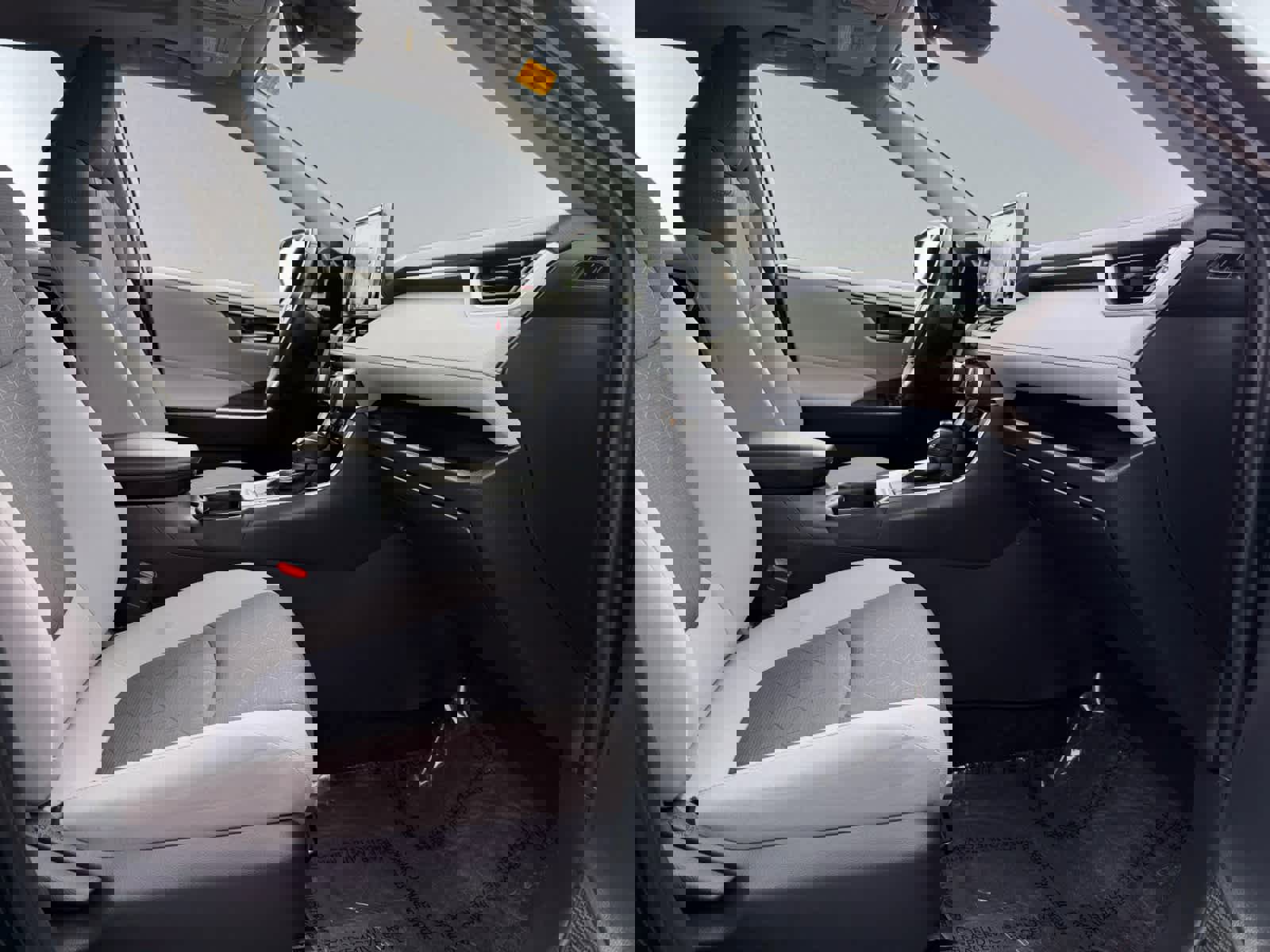 Used 2021 Toyota RAV4 XLE w/ Convenience Package AWD/4WD image 20