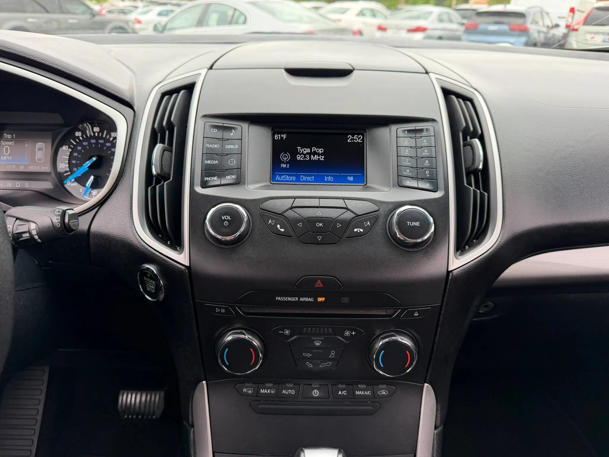 Used 2015 Ford Edge SEL FWD image 13