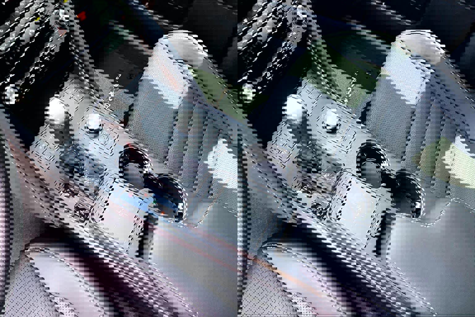 Used 2025 Lexus IS 350 F Sport w/ Navigation Package image 17