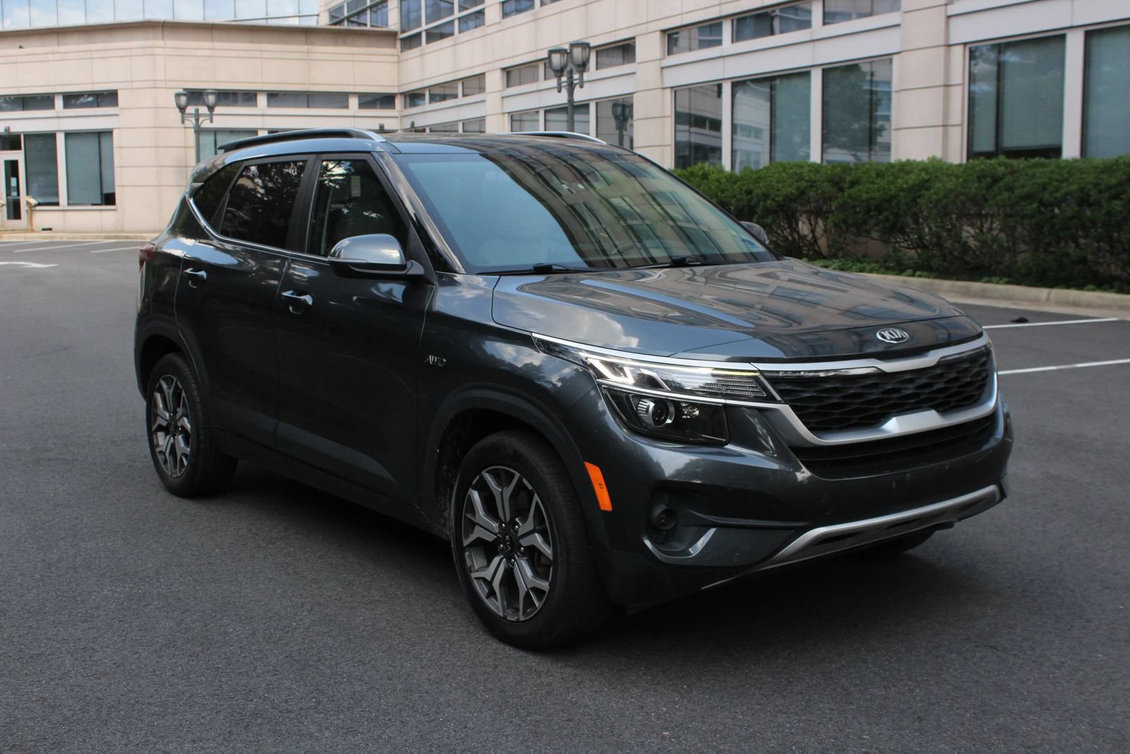 Used 2021 Kia Seltos EX
