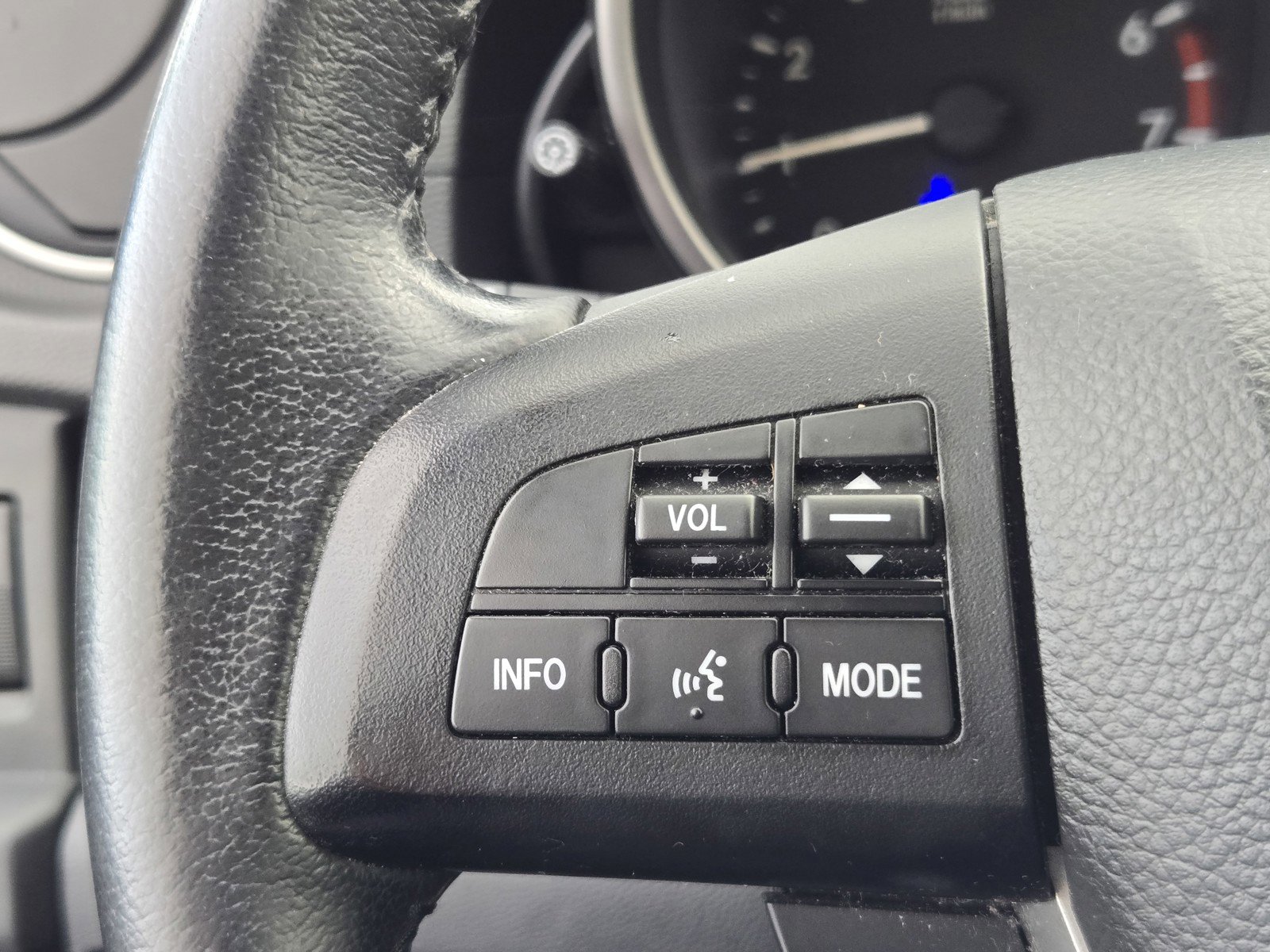 Used 2015 MAZDA MAZDA5 Grand Touring image 24