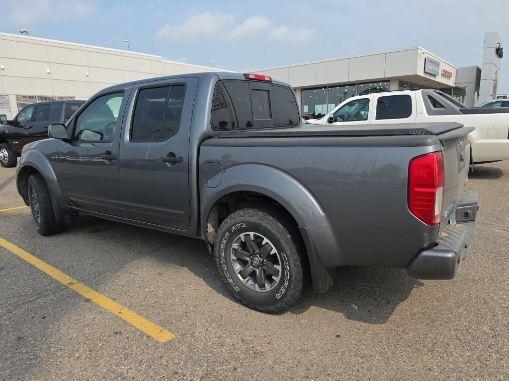 Used 2018 Nissan Frontier PRO-4X AWD/4WD image 5