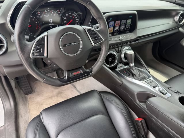 Used 2018 Chevrolet Camaro SS RWD image 17