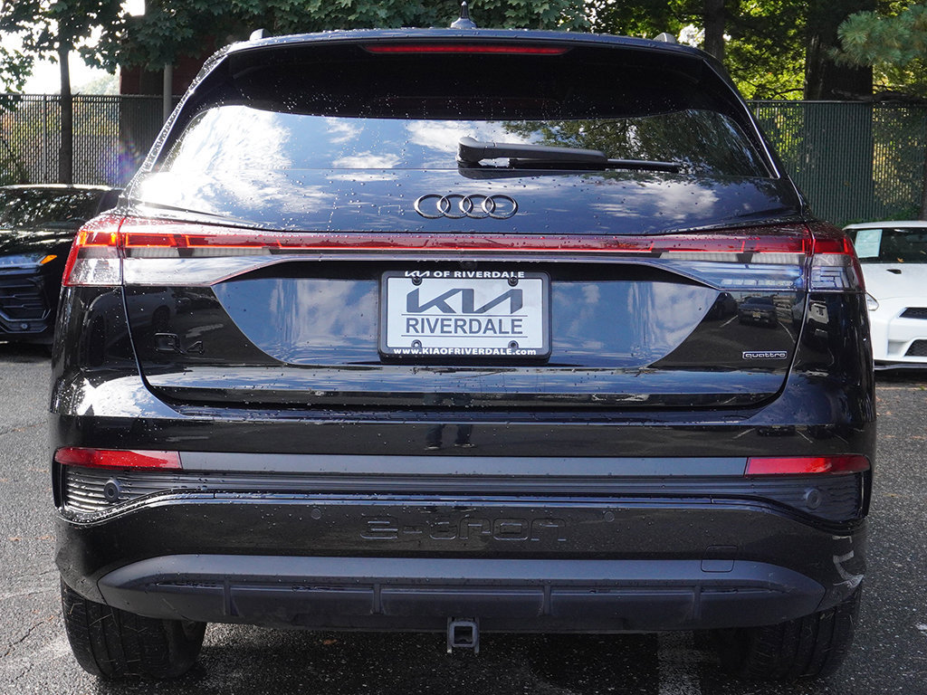 Used 2022 Audi Q4 e-tron Premium Plus AWD/4WD image 13