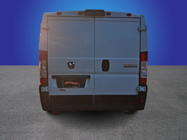 Used 2025 RAM ProMaster 2500 w/ Convenience Group FWD image 5