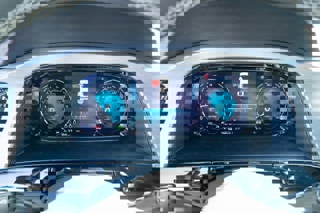 New 2026 Volkswagen Atlas Cross Sport SE image 17