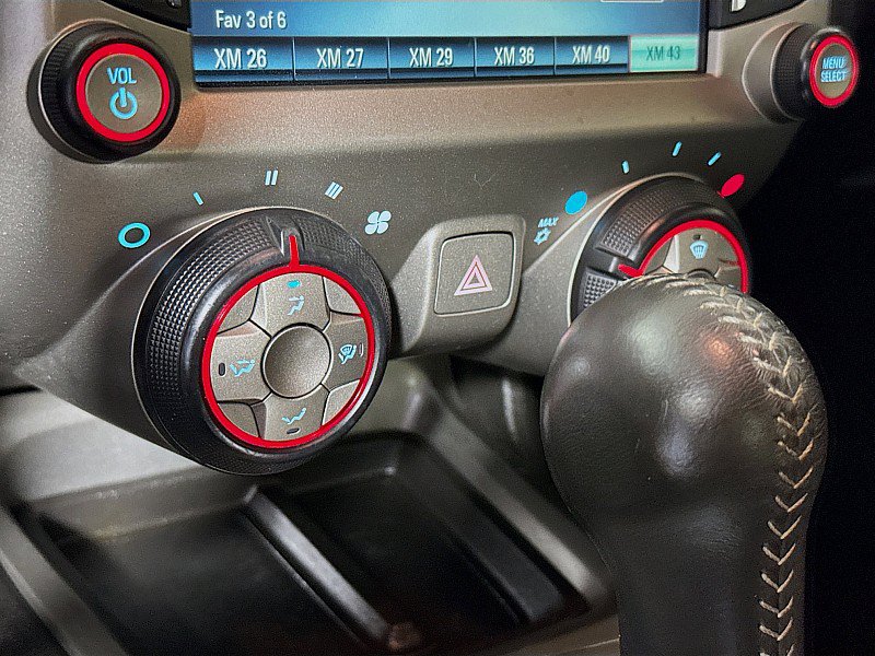 Used 2015 Chevrolet Camaro LT RWD image 15