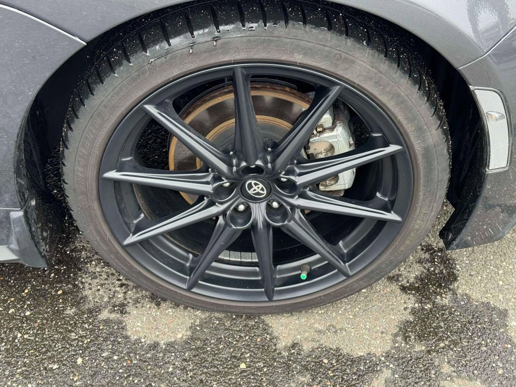Used 2022 Toyota GR86 Premium image 9